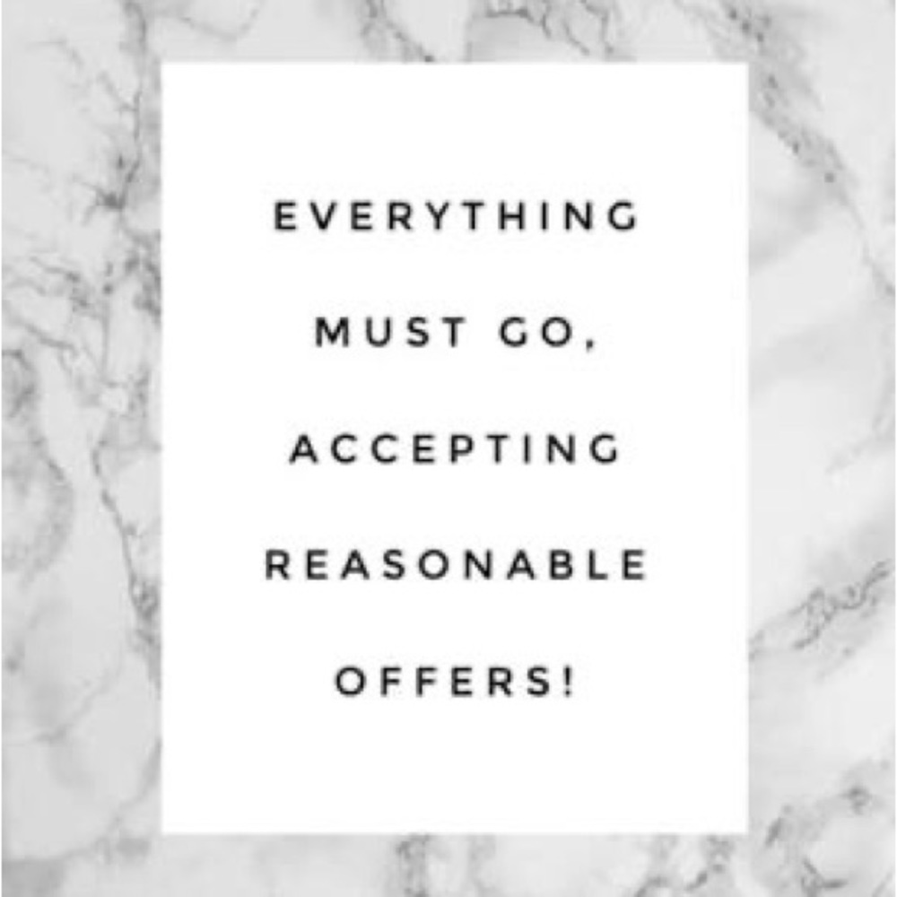 Need some room in the closet. Everything must go 💜